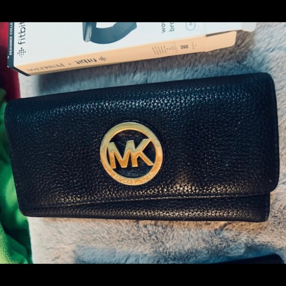 Michael Kors wallet